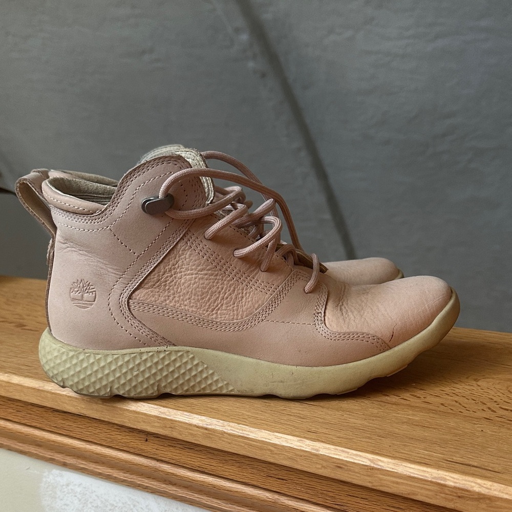Timberland Blush High-Top Boots